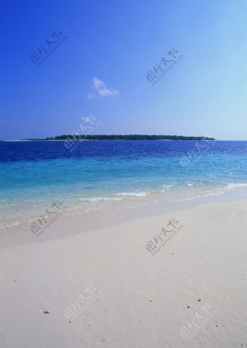 大海沙滩海岛图片