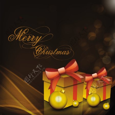 与背景的丝带和闪亮的金色的夏娃球包裹圣诞背景与礼品盒