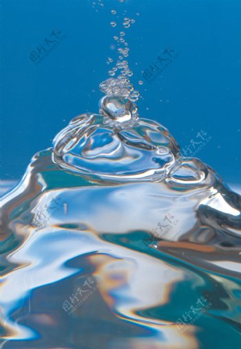 水滴背景图片