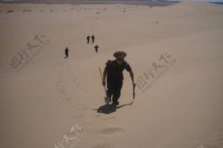 沙漠勘探图片