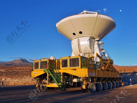 运输中的ALMA望远镜图片