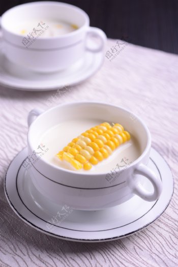 玉米浓汤图片