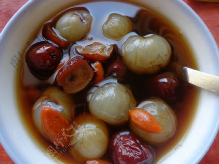 桂圆红枣枸杞红糖养汤图片