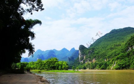 夏日漓江山水图片