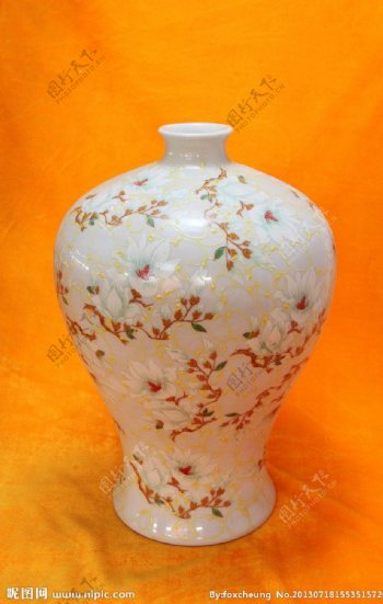 瓷器花瓶图片
