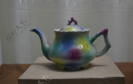 彩虹茶壶图片