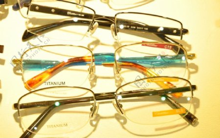 眼镜架眼镜图片