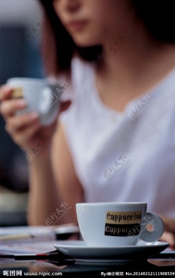 美女咖啡图片