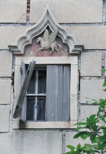 古老石窗窗户图片