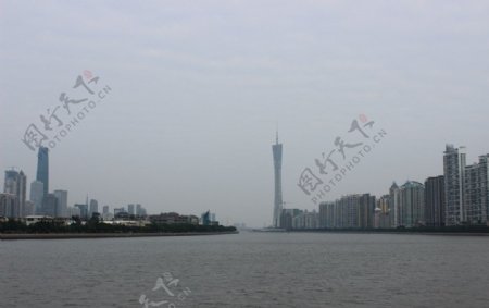遥望广州塔图片