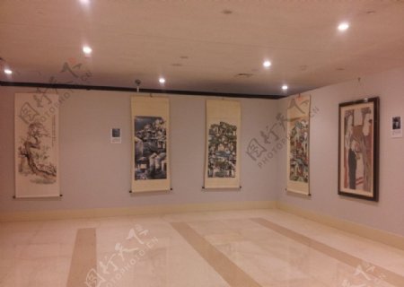 上海浦东图书馆画展图片