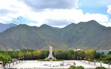 西藏和平解放纪念广场鸟瞰图片