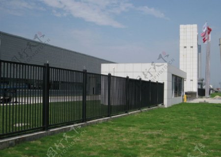 厂区围墙护栏图片