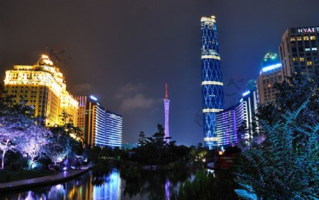夜影花城广场图片