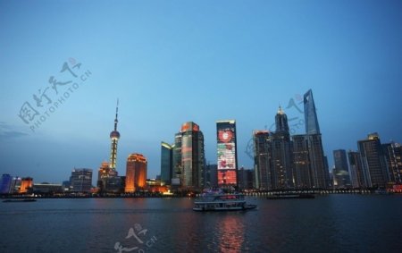 上海黄浦江陆家嘴夜景图片
