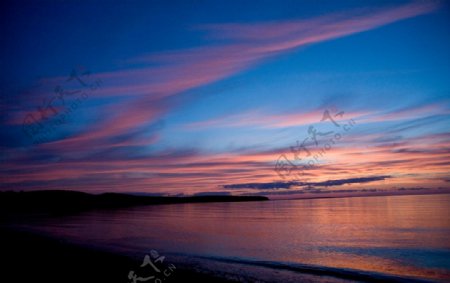 北海道黄昏时分的海岸图片