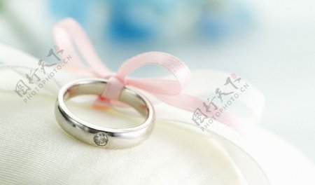 结婚戒指图片