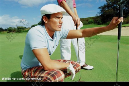 男士与高尔夫图片