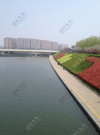 郑州东区美丽河岸图片