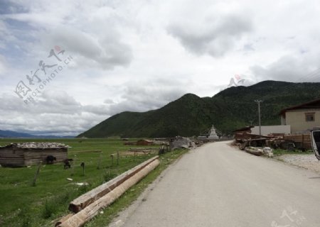 香格里拉丽江藏区纯净天空图片