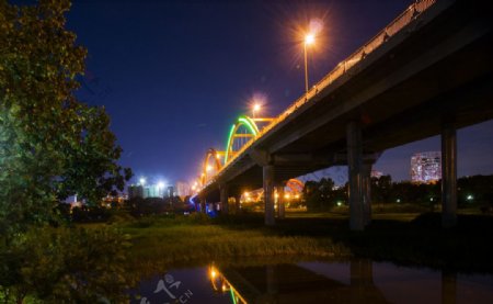 笋岗彩虹桥图片