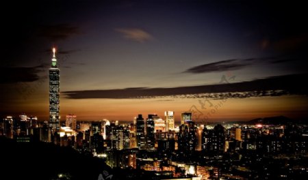 台北101大厦夜景图片