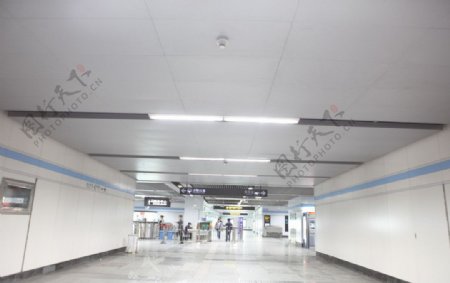 上海地铁9号线图片