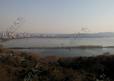 杭州宝石山眺望西湖图片