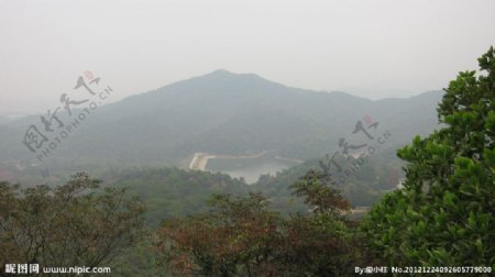 山上风光图片