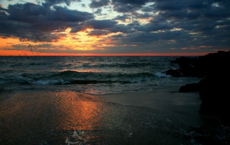 海洋落日晚景图片