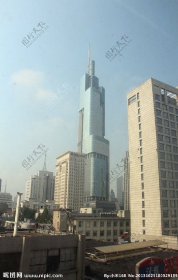 南京紫峰大厦图片