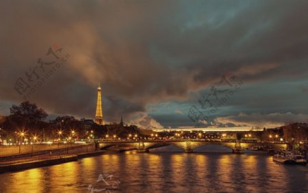 巴黎铁塔高清摄影图片