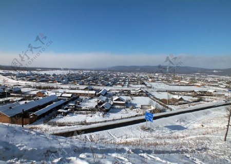 好里堡东山冬天风景图片