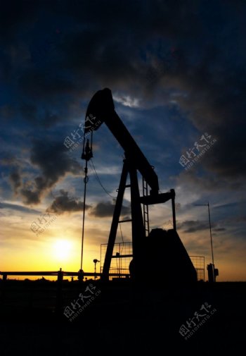 石油生产图片