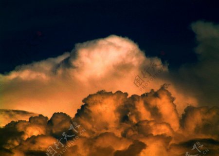云的故事图片