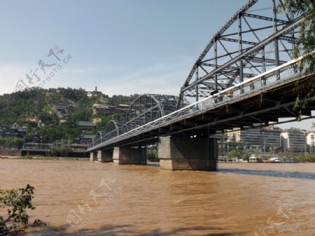 兰州黄河铁桥图片