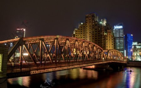 外百渡桥夜景图片