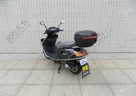 摩托车HJ125T8A黑图片