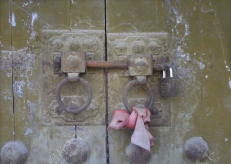 旧门锁图片