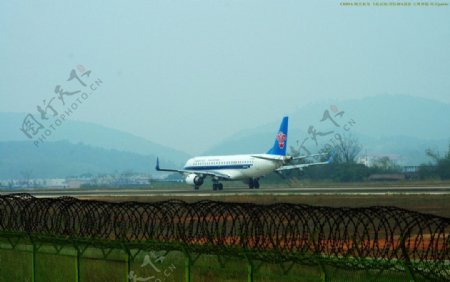 梅县机场飞机起飞图片