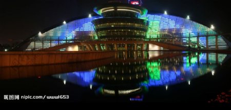 钱江新城之杭州大剧院夜景图片