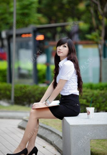 台湾美女龙龙图片