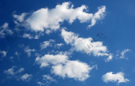 自然气象白云朵朵晴朗天空图片