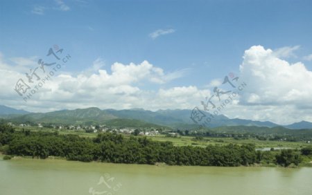 东江河源段图片