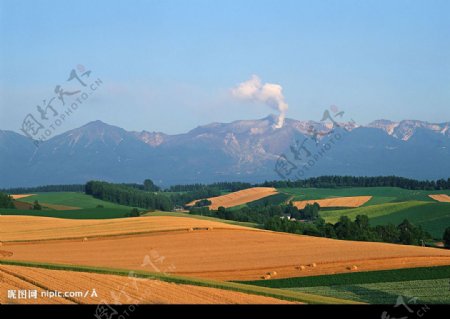 自然风景田园山脉图片