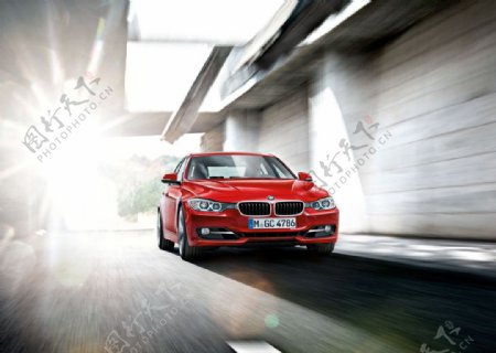 BMW3系四门轿跑图片