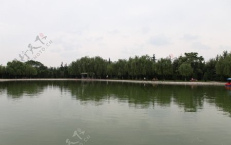 三门峡风景区人工湖图片