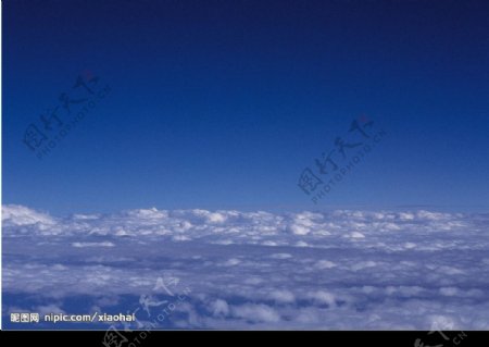天空云海图片