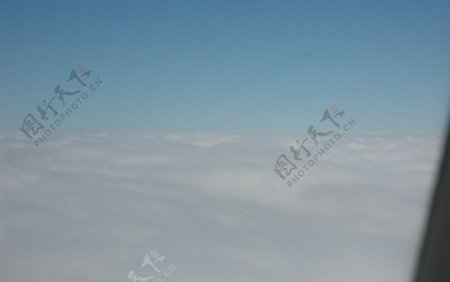 飞机航拍云图片