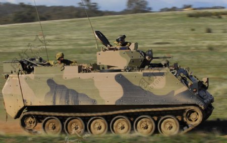 M113装甲车图片